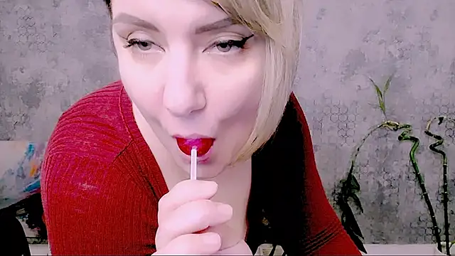 Djullia Live XXX-Chat