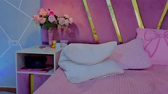 Chatroom XXX en direct de EmmyCortez