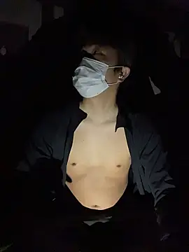 suzuki118 élő XXX-chatje