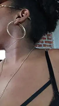 ChanneldelaCroix Pertunjukan Webcam