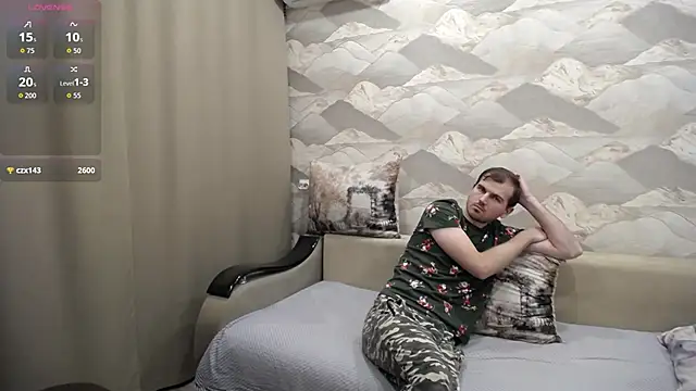 SerzhKorol1 élő XXX-chatje