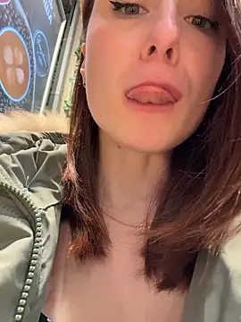 Show de Dina_Tease na webcam