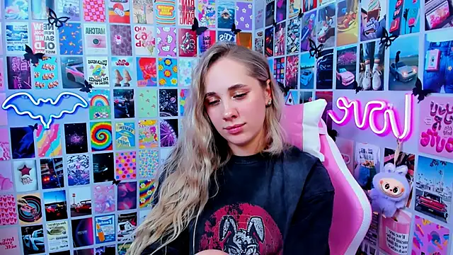 MiaMilas: απευθείας συνομιλία ΧΧΧ