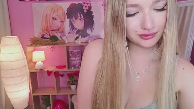 Pertunjukan Kamera Web milaa_sun