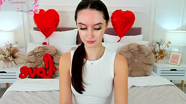 ToriSonn Chat XXX live