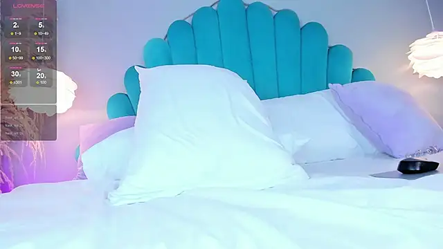 XXX chat uživo modela AlassiaHocthner