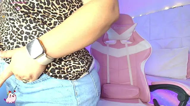 Abril1_gh – Live XXX-chat