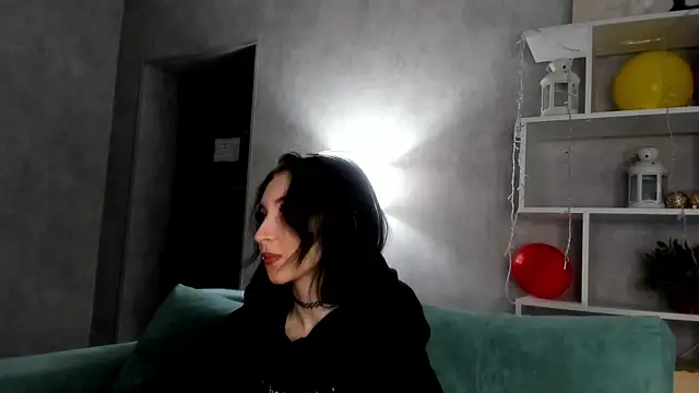 XXX chat uživo modela Ellen_Hops