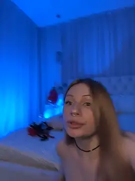 DayaFoxy Show in webcam