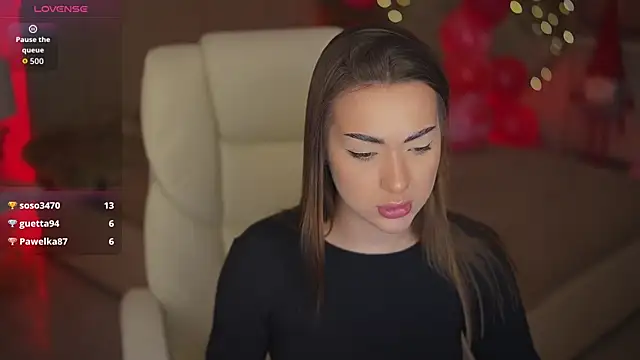 Chat +18 de OliviaMoore_ ao vivo