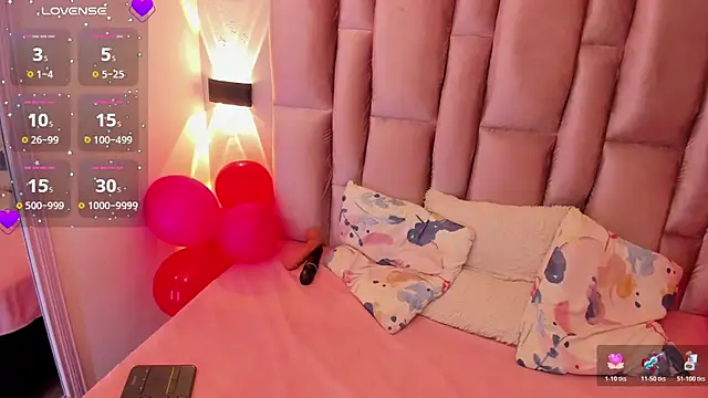 Chatroom XXX en direct de NikyBrookss