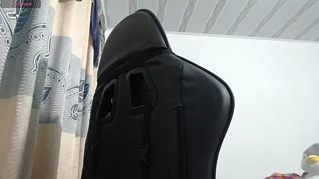 Chatroom XXX en direct de sweet_cutetras22