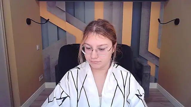 Chatroom XXX en direct de AngelinaLow