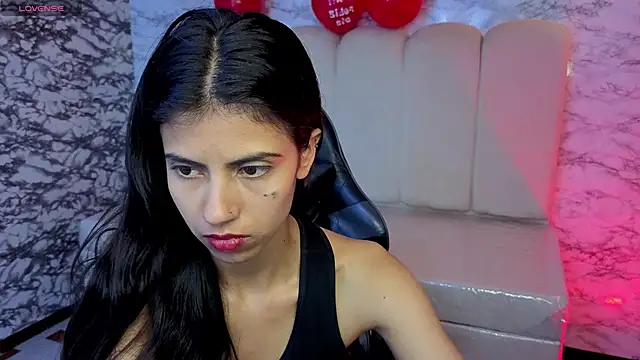 _Kitty_v: онлайн-секс-чат