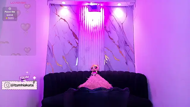 Chatroom XXX en direct de Mhiaa_Sweet