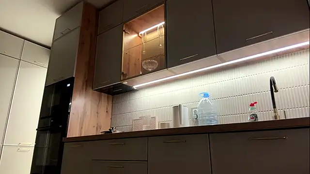 Chatroom XXX en direct de NyxaraBloom