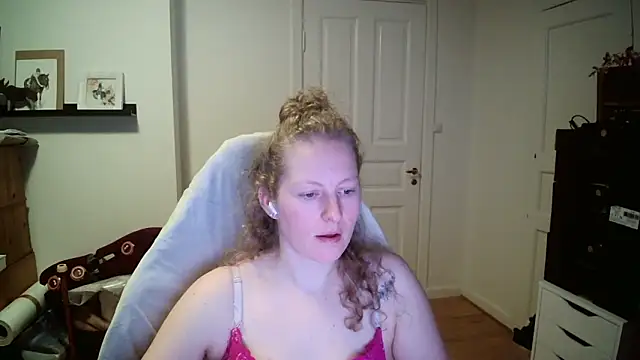 Chat XXX en directo de Girlnina-1995