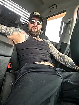 Živý XXX chat Beardedtattood