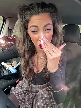 Amani_thewolf live XXX chat