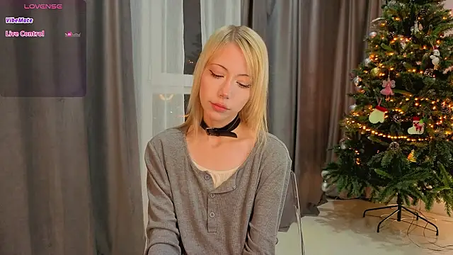 UWU_flower: απευθείας συνομιλία ΧΧΧ