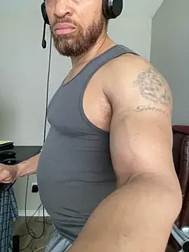 Fathero1time webcam show