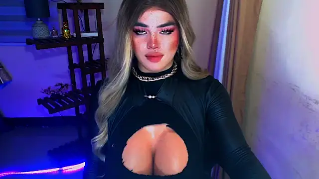 Chat +18 de GoddessOFHUGEx ao vivo