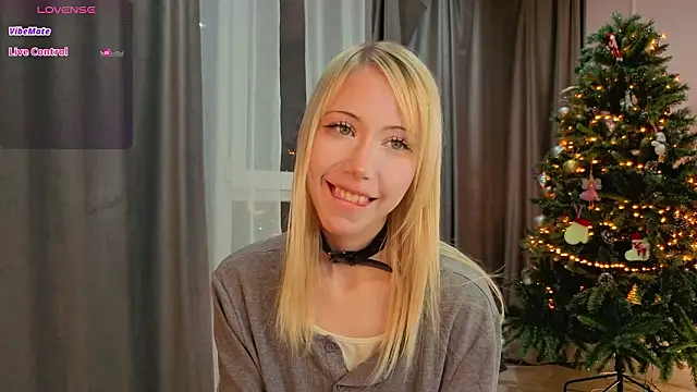 XXX chat uživo modela UWU_flower