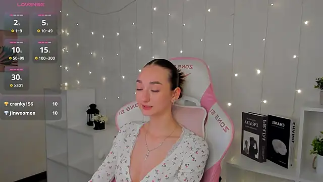 Kelly_Powell Chat XXX in diretta