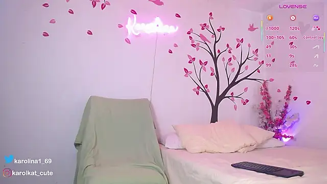 Karolina_1 Live XXX-Chat