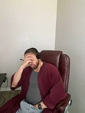 Fathero1time Show in webcam