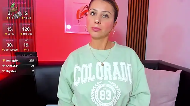 Nahiajhonson_ Show Webcam