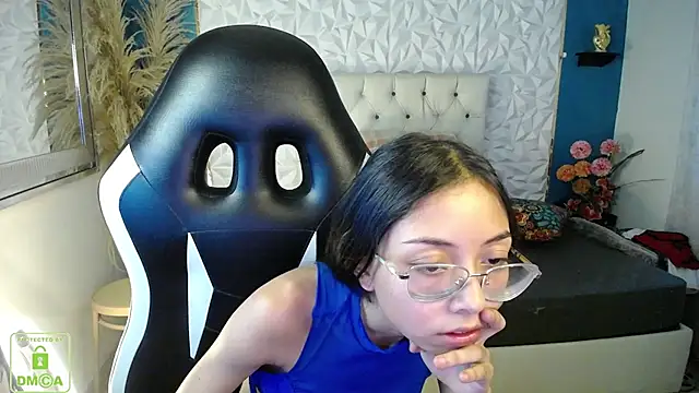 Czat XXX na żywo – NathaliaSweet_11