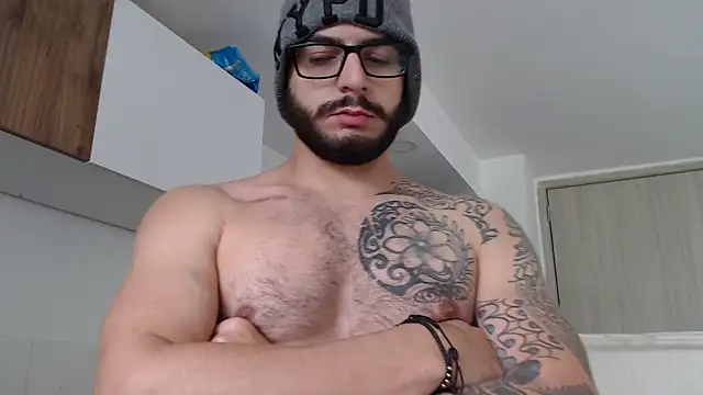 แชท XXX สดของ thomas_gun