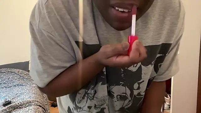 nanaisbackk – Naživo XXX chat