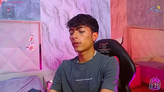 แชท XXX สดของ osamu_tay