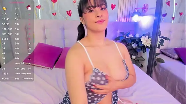 Chat XXX ao vivo de SalomeeHills