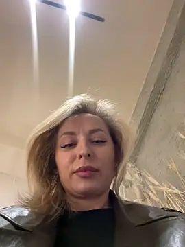 Živý XXX chat VikaBunny1