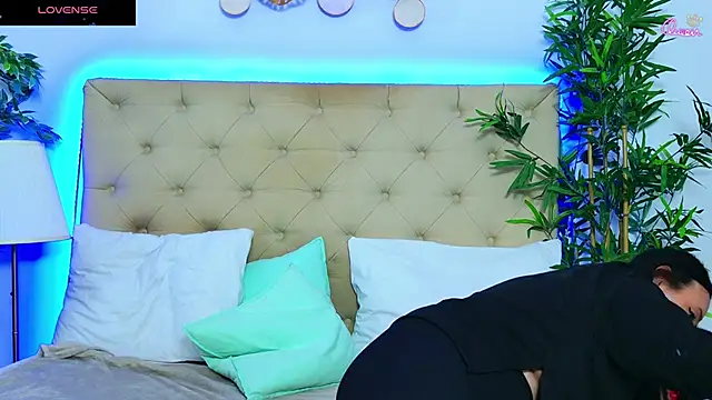 DaliyaArabian Adlı Modelin Canlı XXX Sohbeti