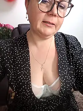 Онлайн чат XXX EllaLove2277