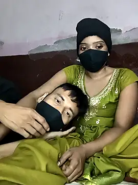 couplegk71 Show in webcam