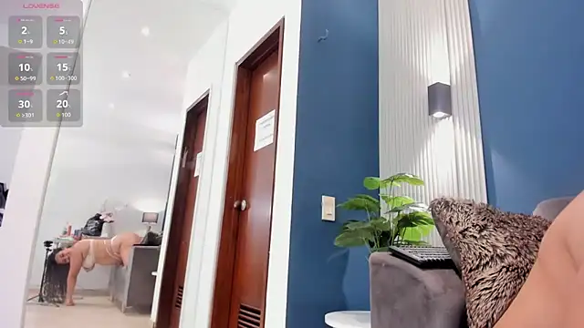 แชท XXX สดของ Kylievega_