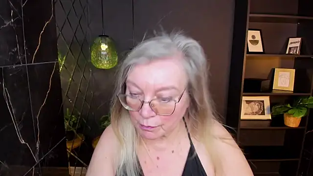 XXX chat uživo modela NataliMellow