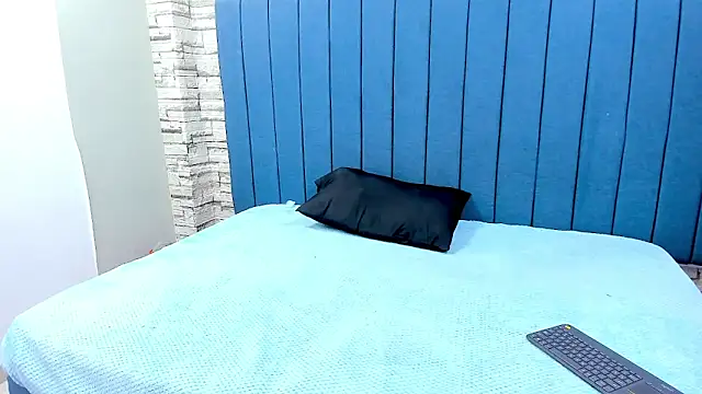 Amber-Horneyn Webbikameraesitys