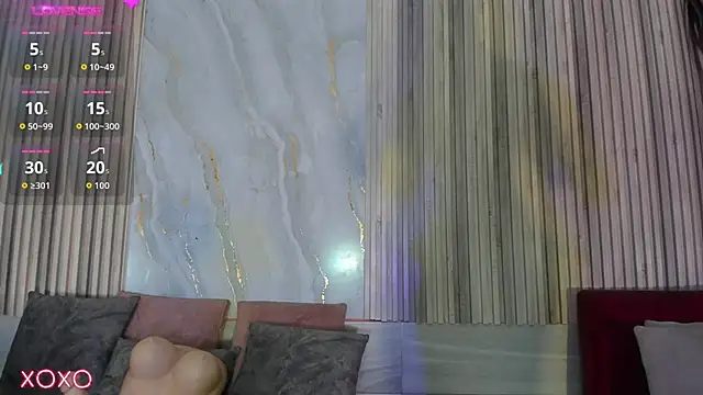 แชท XXX สดของ BriannaChelsea