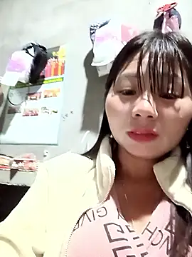 vangkt-cute Show Webcam