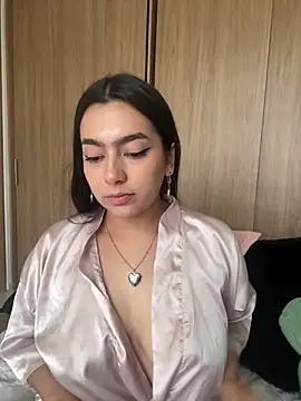 Онлайн чат XXX Nicollemays