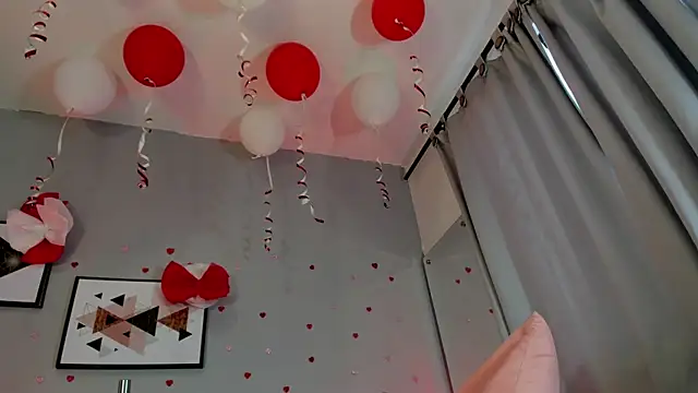 PauleteW10 Chat XXX in diretta