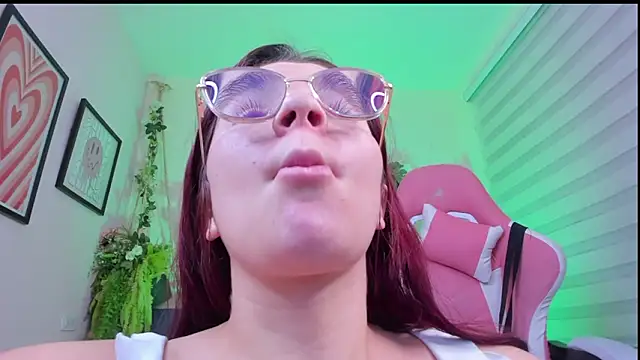 แชท XXX สดของ Fernanda__