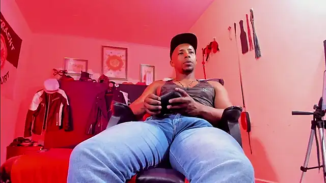 AlejoKhalifa_ – Naživo XXX chat