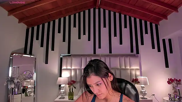 AllyJensen 即時 XXX 聊天